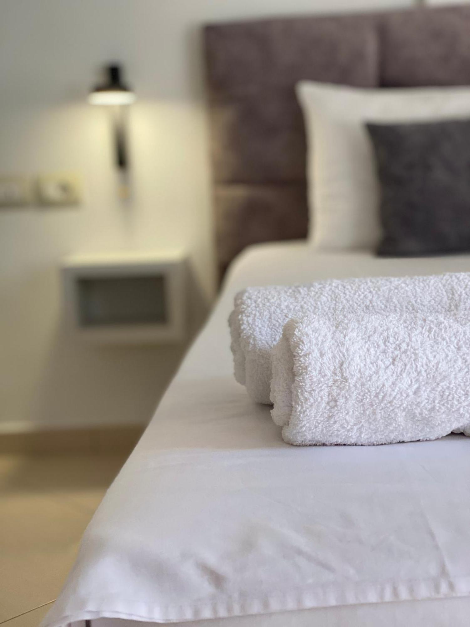 Hotel Abedini Sarandë 외부 사진