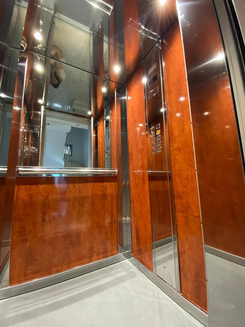 Hotel Abedini Sarandë 외부 사진