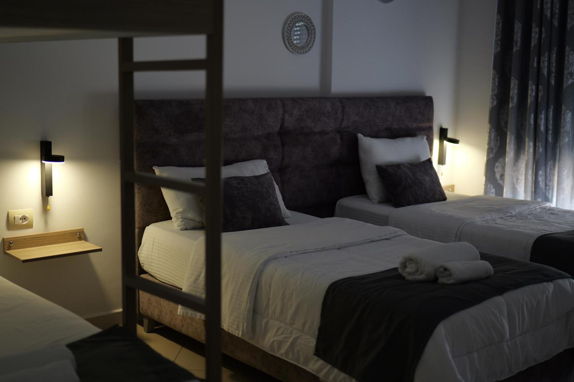 Hotel Abedini Sarandë 외부 사진