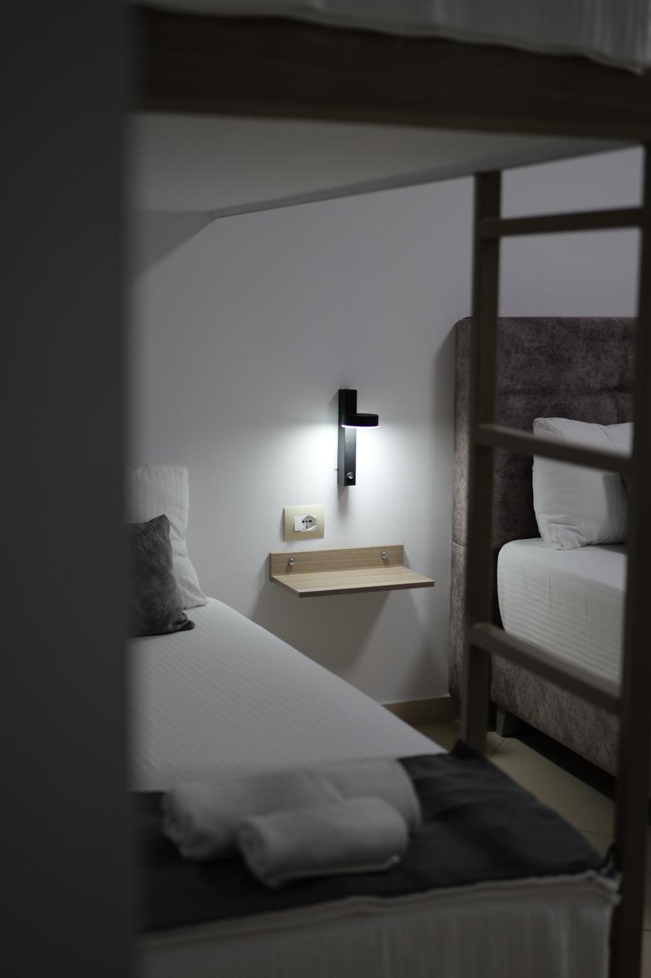 Hotel Abedini Sarandë 외부 사진