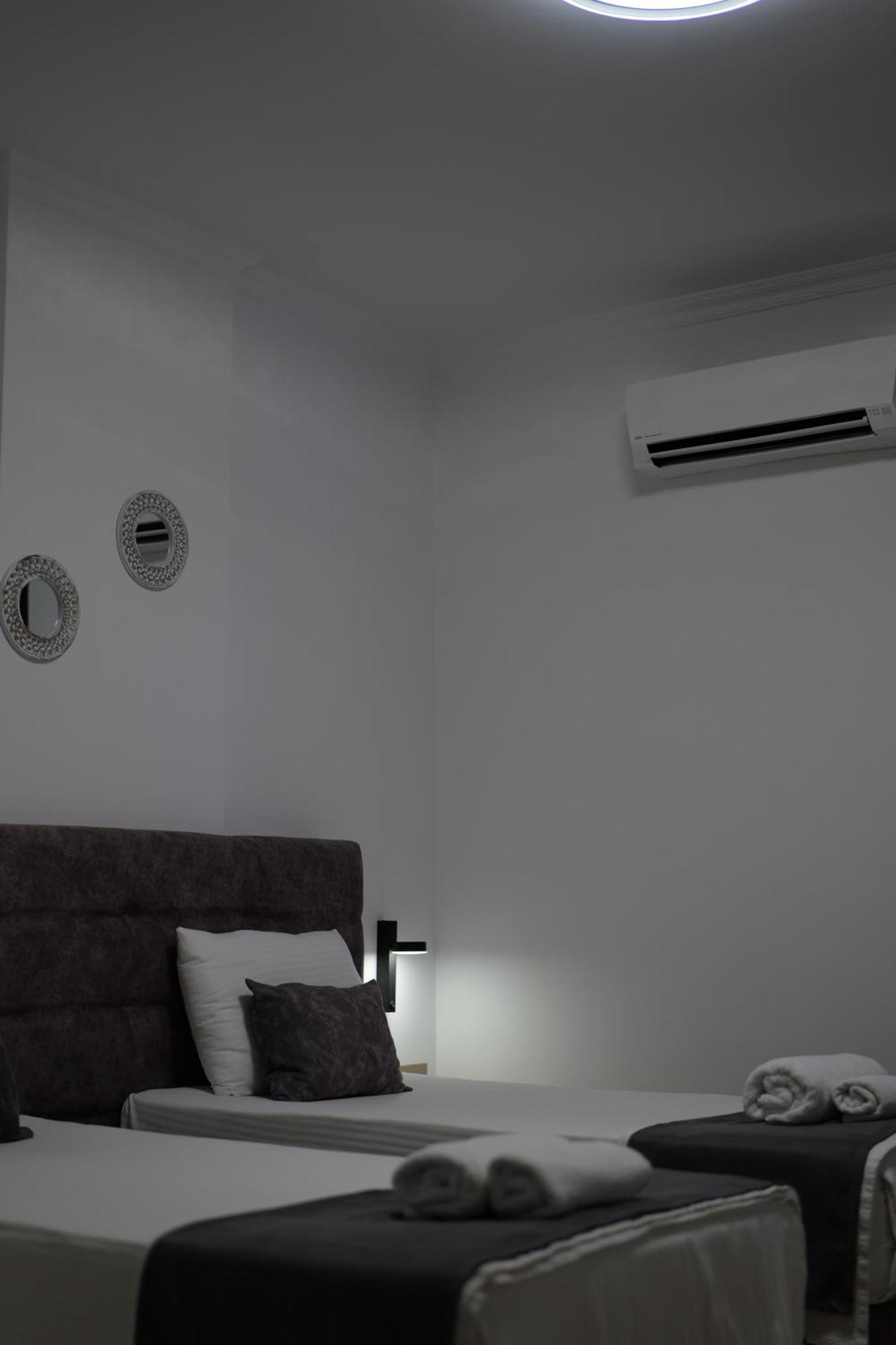 Hotel Abedini Sarandë 외부 사진
